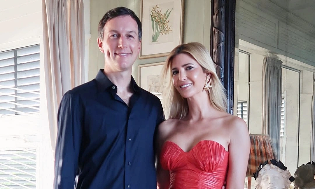 Đăng nhập JUN88 – Cập nhật tin giải trí nóng: Ivanka Trump lộng lẫy dự tiệc cưới anh trai - hình ảnh - vipjun88.com Đăng nhập JUN88 – Cập nhật tin giải trí nóng: Ivanka Trump lộng lẫy dự tiệc cưới anh trai - hình ảnh - vipjun88.com