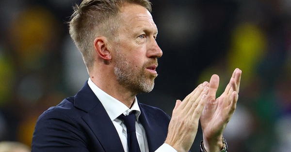 HLV Graham Potter chảy máu tai sau trận thắng Tunisia: Cú twist kỳ lạ tại World Cup 2026 - hình ảnh - vipjun88.com HLV Graham Potter chảy máu tai sau trận thắng Tunisia: Cú twist kỳ lạ tại World Cup 2026 - hình ảnh - vipjun88.com