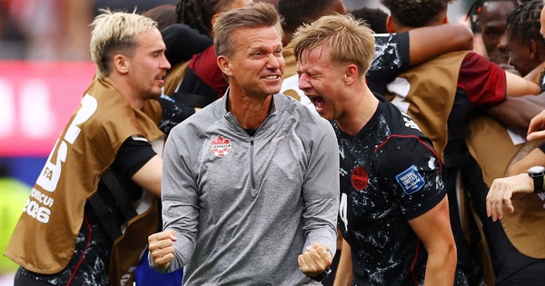 Người hùng phút bù giờ đưa Canada vào vòng 16 đội World Cup 2026, Jesse Marsch gây tranh cãi - hình ảnh - vipjun88.com