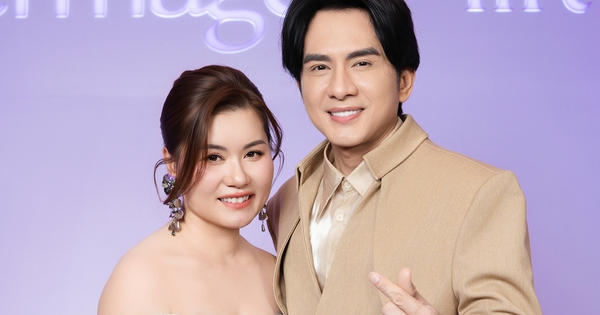 Ca sĩ Đan Trường dự sự kiện cùng vợ cũ: góc nhìn mới cho người chơi Việt - hình ảnh - vipjun88.com Ca sĩ Đan Trường dự sự kiện cùng vợ cũ: góc nhìn mới cho người chơi Việt - hình ảnh - vipjun88.com