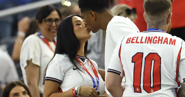Chuyện ‘yêu’ tại World Cup 2026: Đội tuyển Anh cấm WAGs, còn Messi và Ronaldo thì sao? - hình ảnh - vipjun88.com
