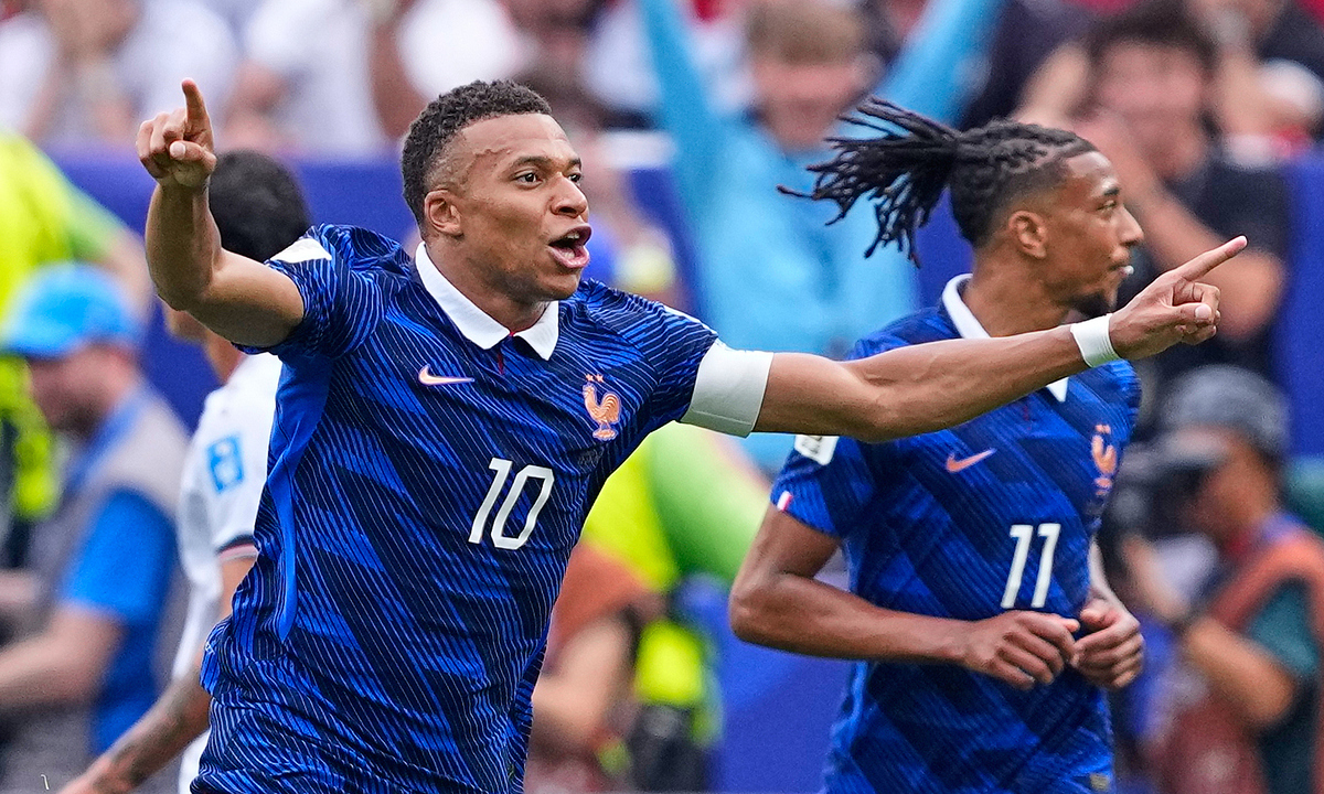JUN88 mới nhất 2026: Mbappe bám sát Messi trên bảng vàng World Cup - hình ảnh - vipjun88.com