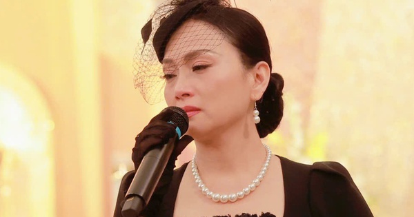 Ca sĩ Hà Phương và người ân Thúy Uyển: Hành trình gian nan nơi xứ Mỹ - hình ảnh - vipjun88.com Ca sĩ Hà Phương và người ân Thúy Uyển: Hành trình gian nan nơi xứ Mỹ - hình ảnh - vipjun88.com