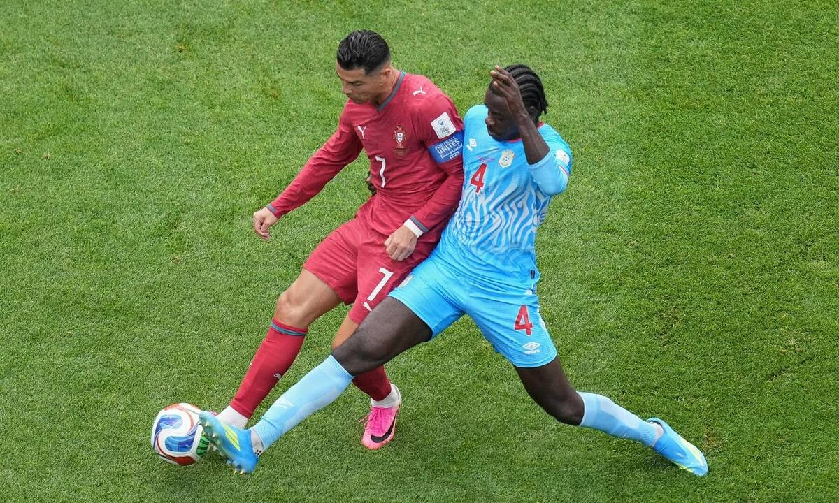 JUN88 chính thức: Ronaldo tịt ngòi 10 trận liên tiếp – Dấu hỏi lớn cho huyền thoại Bồ Đào Nha - hình ảnh - vipjun88.com JUN88 chính thức: Ronaldo tịt ngòi 10 trận liên tiếp – Dấu hỏi lớn cho huyền thoại Bồ Đào Nha - hình ảnh - vipjun88.com