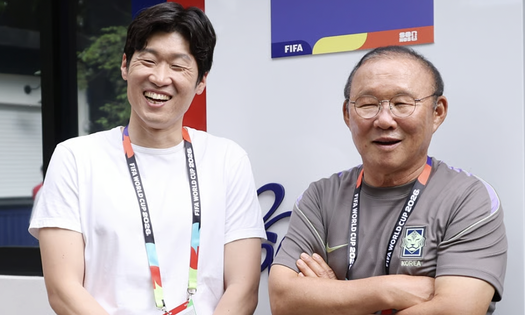 Ông Park Hang-seo tái ngộ Park Ji-sung: Khoảnh khắc đặc biệt trước thềm World Cup 2026 - hình ảnh - vipjun88.com Ông Park Hang-seo tái ngộ Park Ji-sung: Khoảnh khắc đặc biệt trước thềm World Cup 2026 - hình ảnh - vipjun88.com