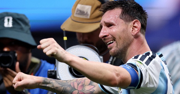 Messi nước mắt ràn rụa khi Argentina thắng nghẹt thở Ai Cập: Cảm xúc vỡ òa của nhà vua!: góc nhìn mới cho người chơi Việt - hình ảnh - vipjun88.com Messi nước mắt ràn rụa khi Argentina thắng nghẹt thở Ai Cập: Cảm xúc vỡ òa của nhà vua!: góc nhìn mới cho người chơi Việt - hình ảnh - vipjun88.com
