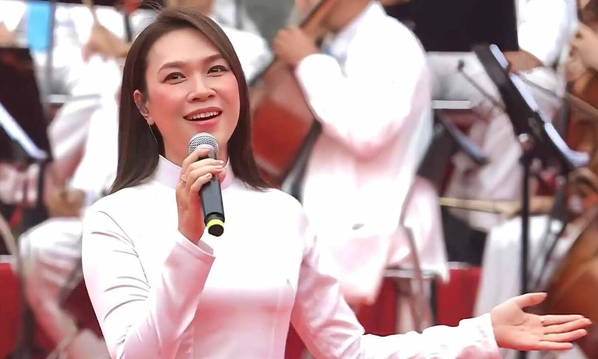 Link JUN88 mới nhất: Cập nhật tin giải trí nóng cùng lễ kỷ niệm 50 năm TP HCM - hình ảnh - vipjun88.com Link JUN88 mới nhất: Cập nhật tin giải trí nóng cùng lễ kỷ niệm 50 năm TP HCM - hình ảnh - vipjun88.com
