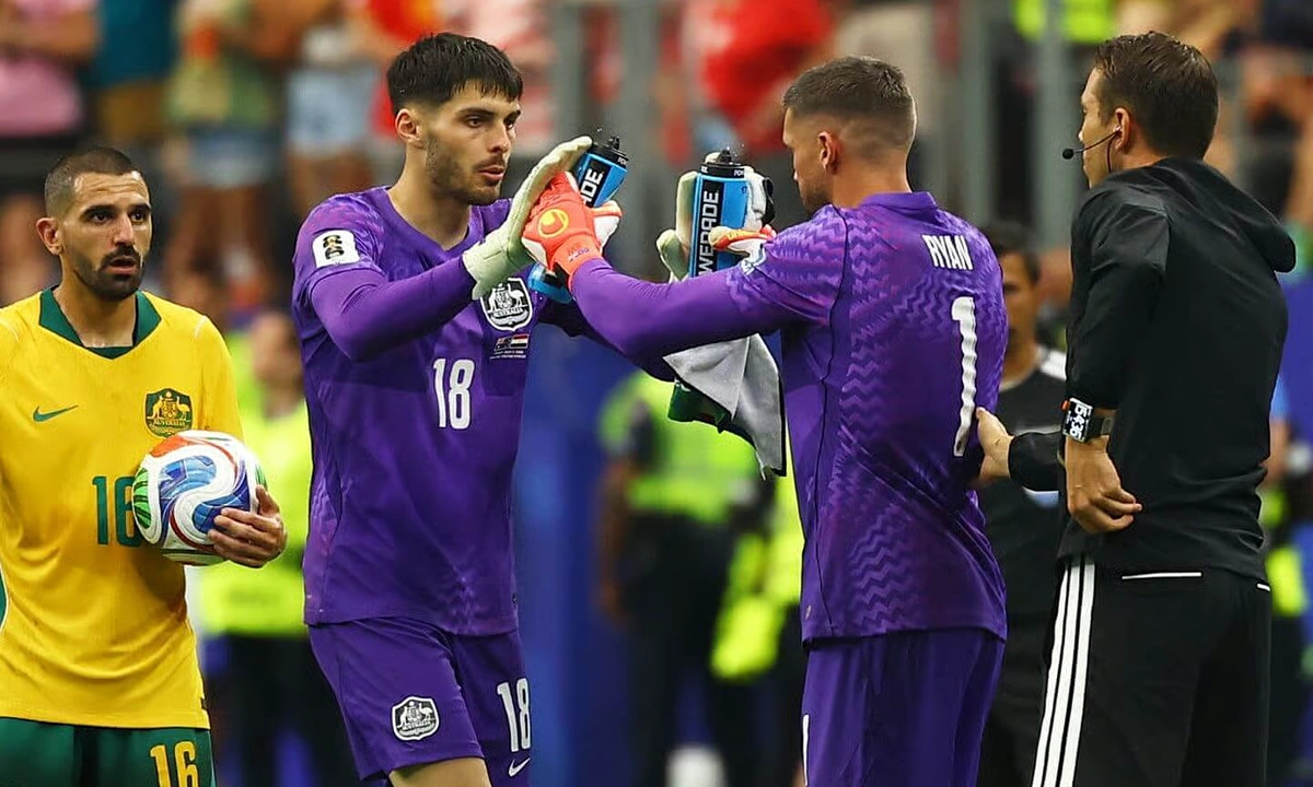 Thay thủ môn trước loạt 11m, Australia vẫn thua Ai Cập tại World Cup 2026 - hình ảnh - vipjun88.com Thay thủ môn trước loạt 11m, Australia vẫn thua Ai Cập tại World Cup 2026 - hình ảnh - vipjun88.com