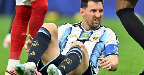 Argentina đặt quá nhiều gánh nặng lên vai Messi: Thiên tài cũng có lúc mệt!: góc nhìn mới cho người chơi Việt - hình ảnh - vipjun88.com Argentina đặt quá nhiều gánh nặng lên vai Messi: Thiên tài cũng có lúc mệt!: góc nhìn mới cho người chơi Việt - hình ảnh - vipjun88.com