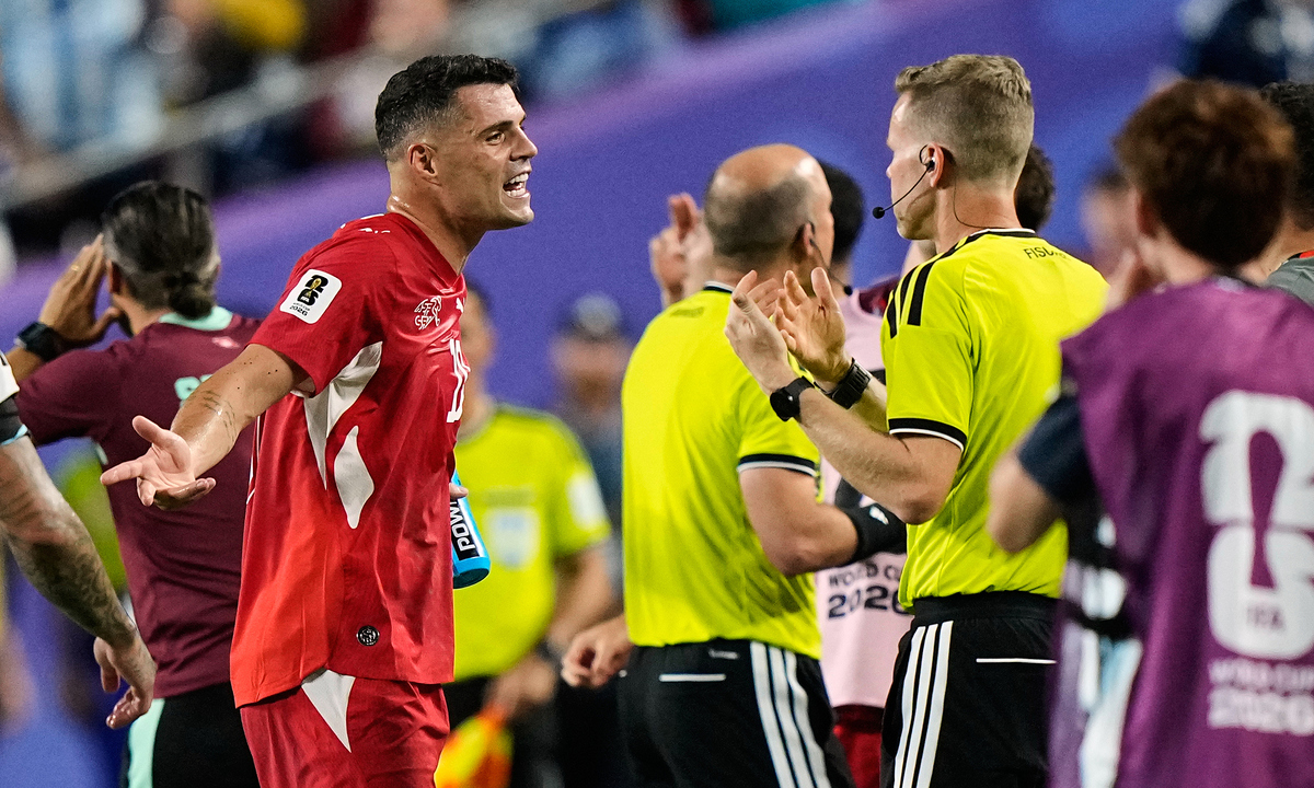 Đội trưởng Thụy Sĩ: ‘Trọng tài phá hỏng trận đấu với Argentina’: góc nhìn mới cho người chơi Việt - hình ảnh - vipjun88.com